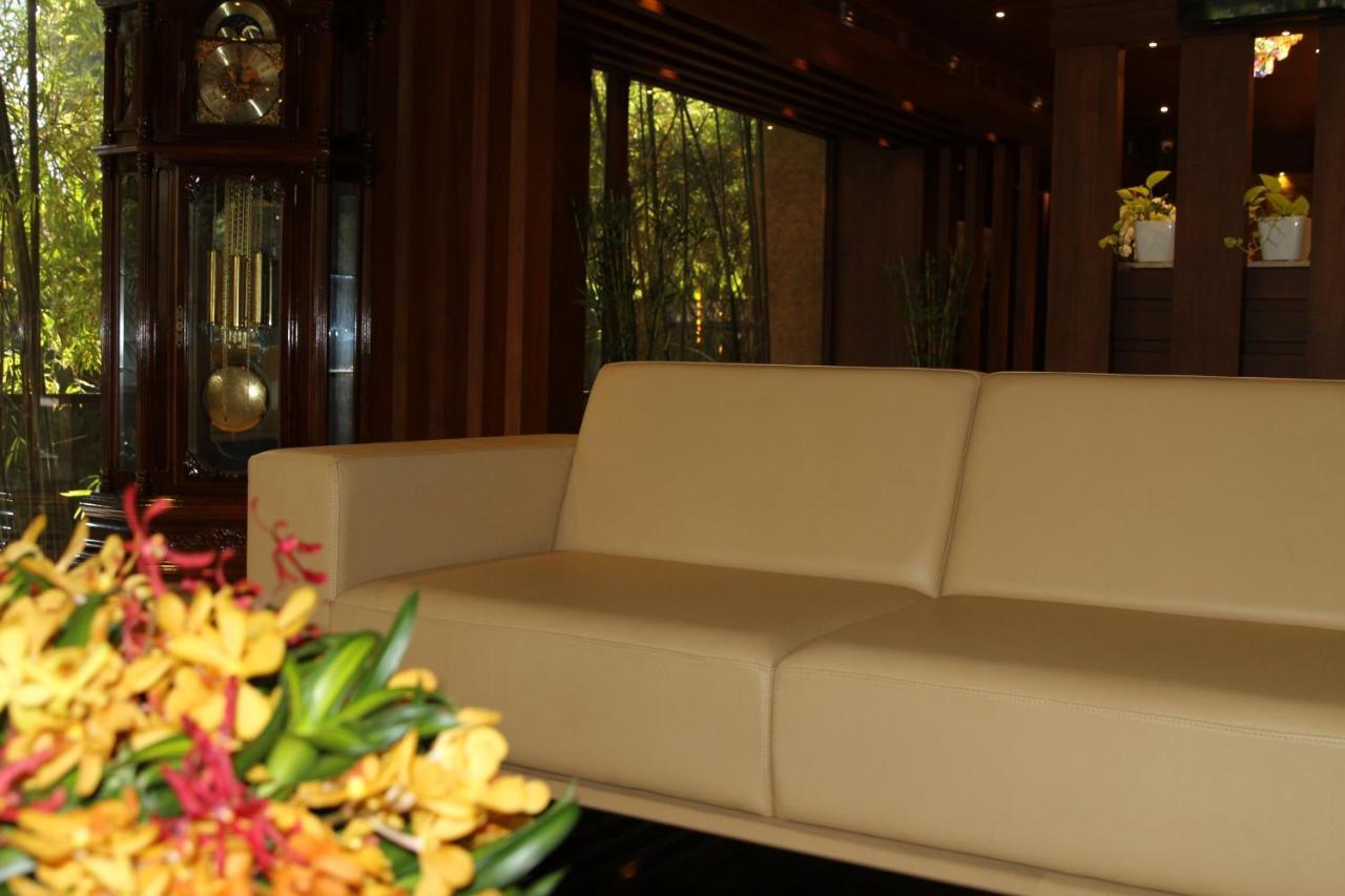 Retrieve Health & Wellness Hotel Kochi Exterior foto
