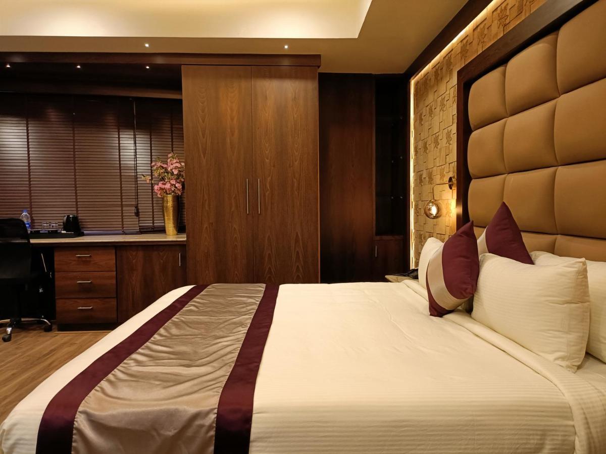 Retrieve Health & Wellness Hotel Kochi Exterior foto